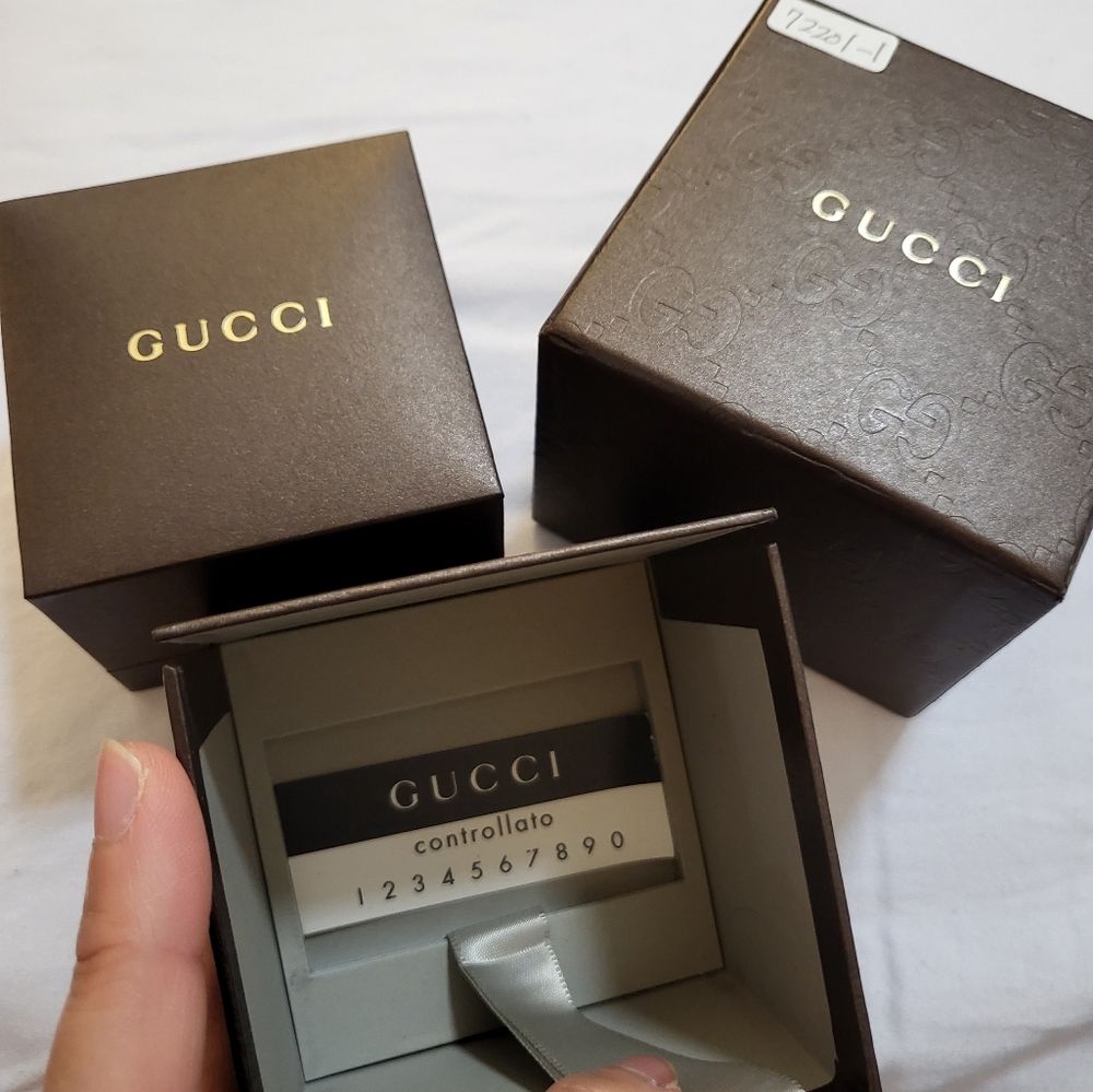 Authentic Gucci Icon Wide Ring in 18K [750] solid yellow gold - Picture 5 of 10